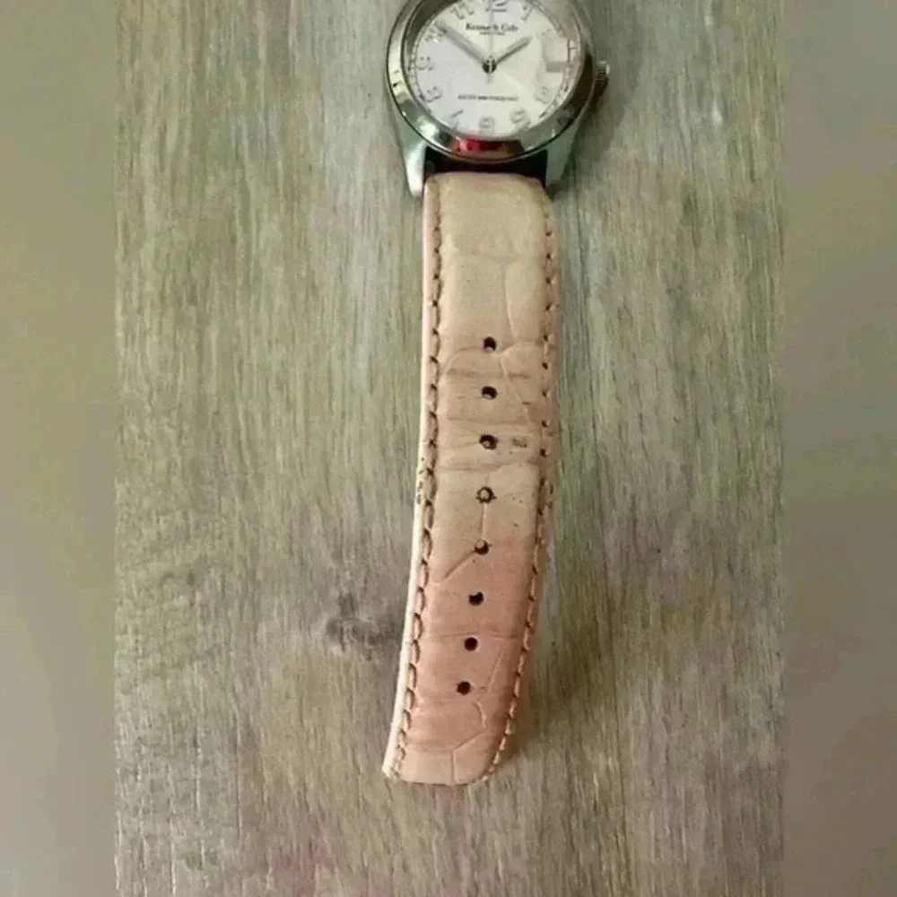 Kenneth Cole Diamond Watch Women Pave Silver Tone‎ Pink Leather Band